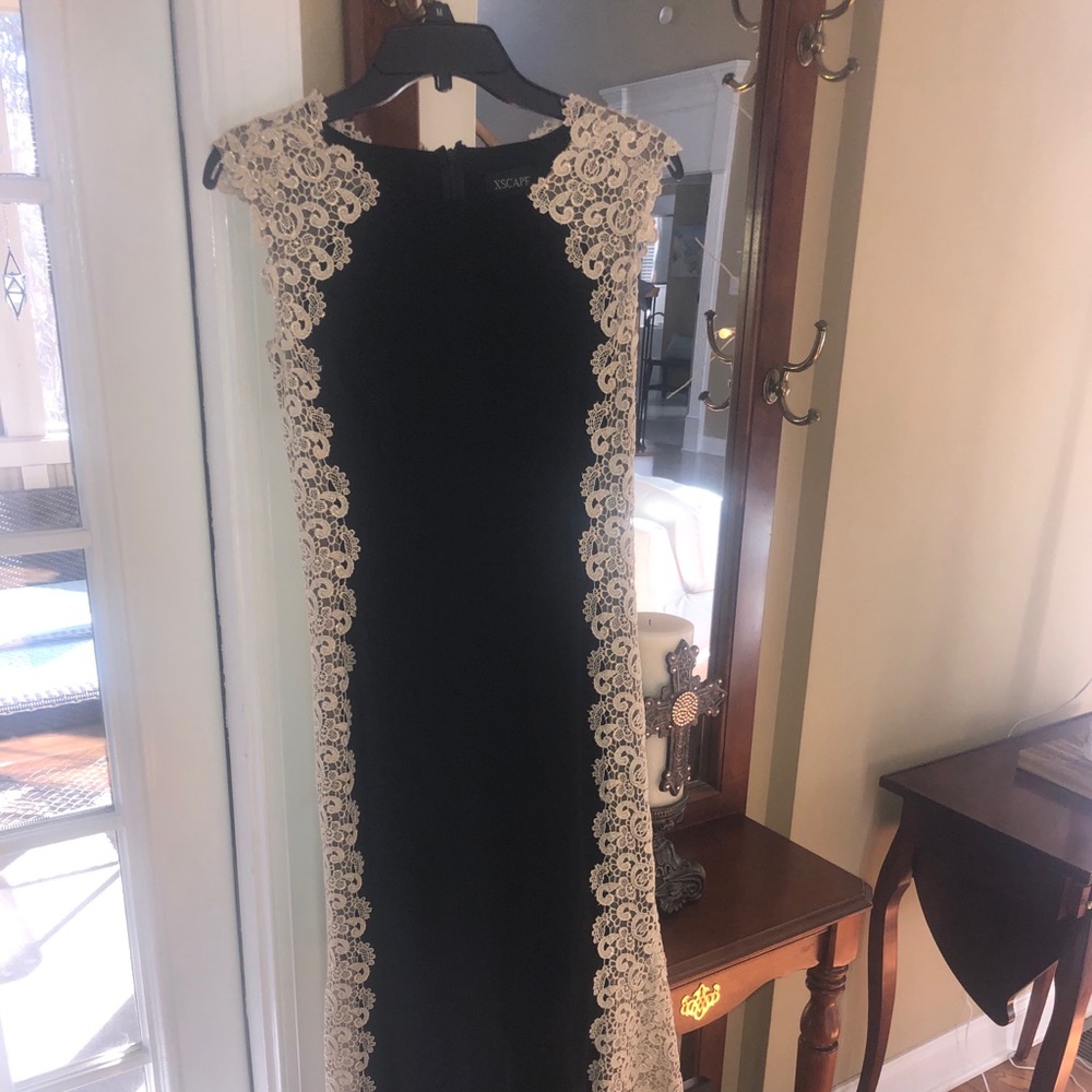 GORGEOUS BLACK dress with lace on sides!!!